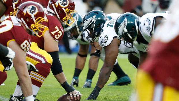 Redskins Offensive Line - Eagles Defensive Line : Geoff Burke-USA TODAY Sports